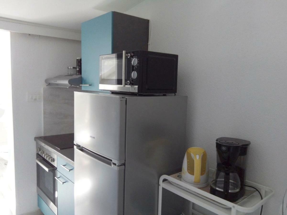 Apartments Kamelija Малинска Экстерьер фото